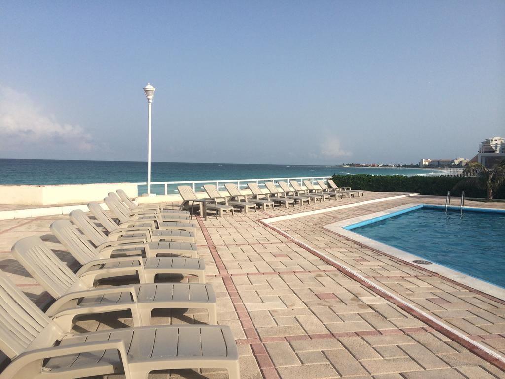 Cancun Beach Aparthotel Brisas Oda fotoğraf
