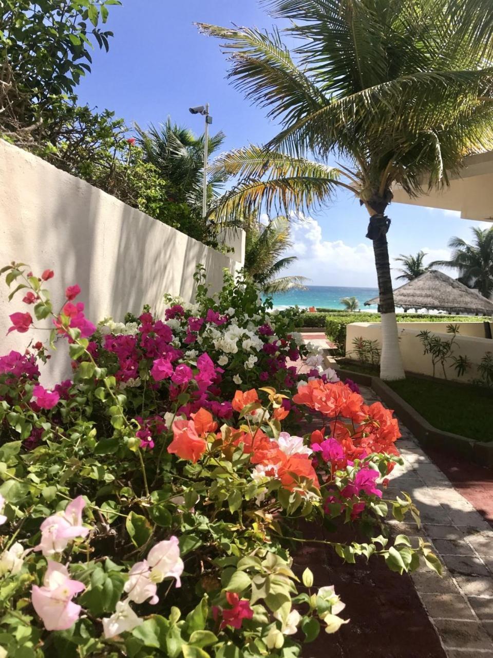 Cancun Beach Aparthotel Brisas Dış mekan fotoğraf